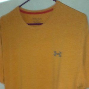 Men's Under Armour Loose Fit Heat Gear Shirt